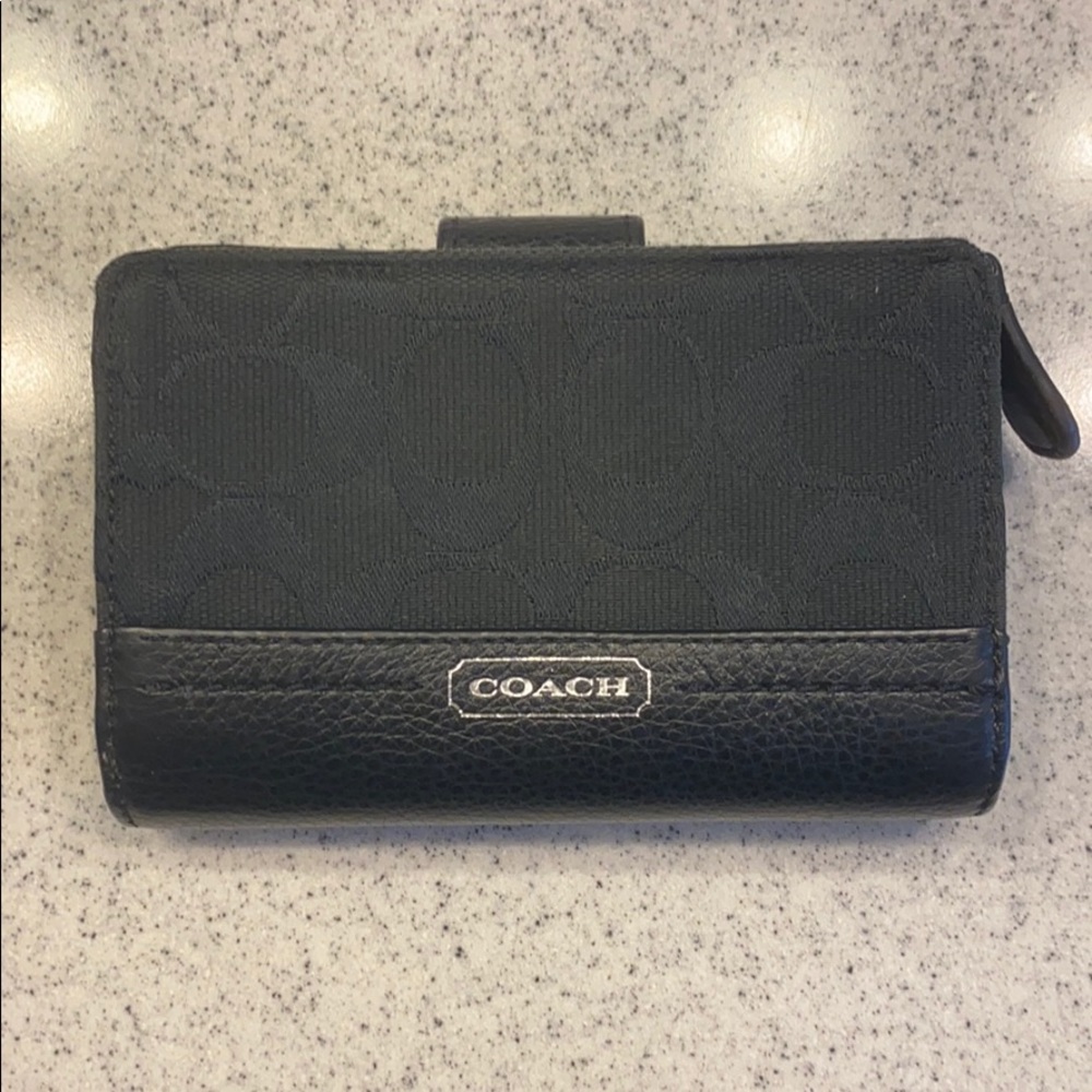 EUC Signature Black Coach Wallet